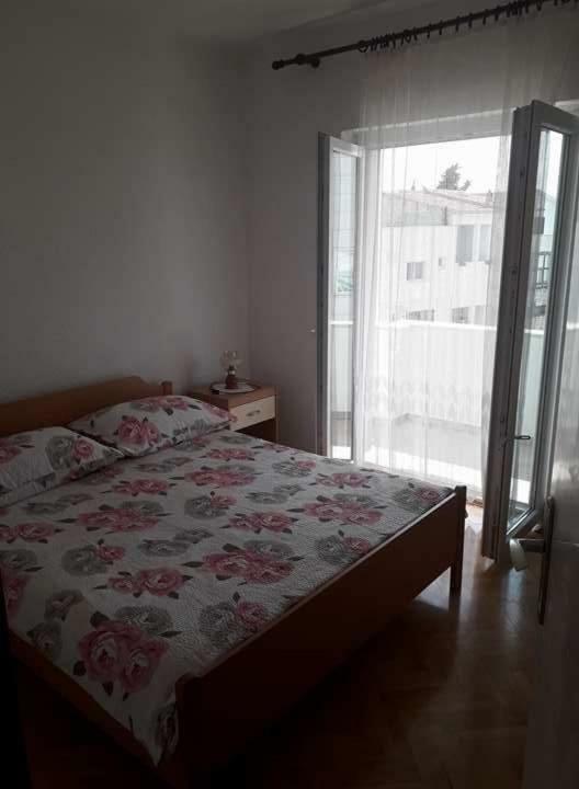 Apartmani "Alenka" Primošten Kültér fotó